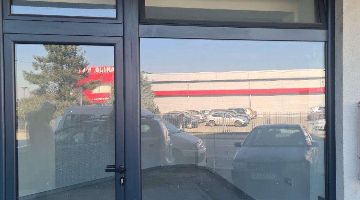 IZDAJE SE lokal površine 30m2 – Loznica