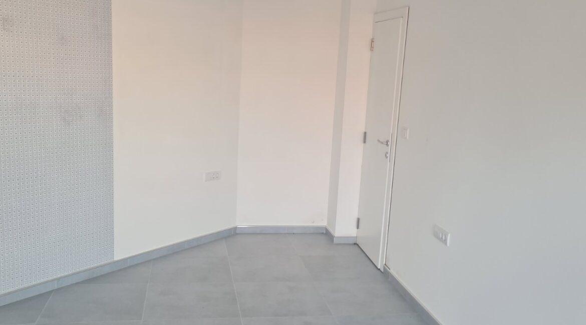 IZDAJE SE lokal površine 30m2 – Loznica